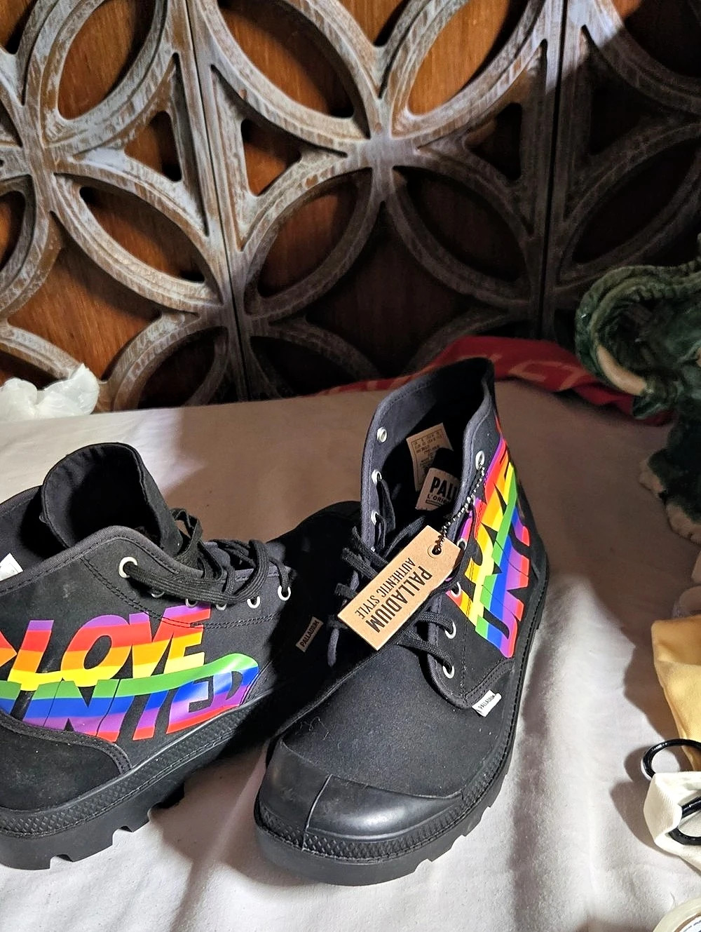 Palladium Pampa Hi Pride Love United Black Multicolor Boots
